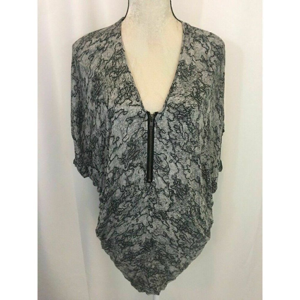 Underligne Womens Gray Black Short Sleeve Kimono Sleeve Top Rayon Small